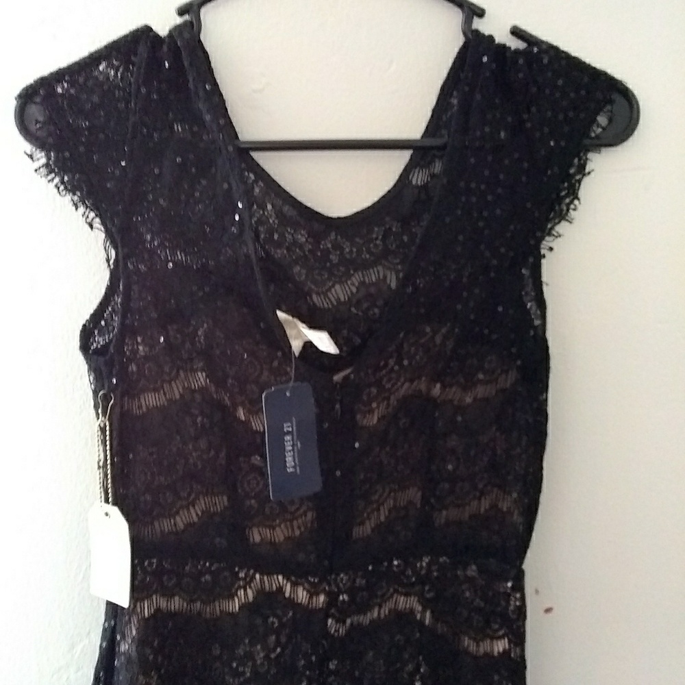 Black lace women's dress